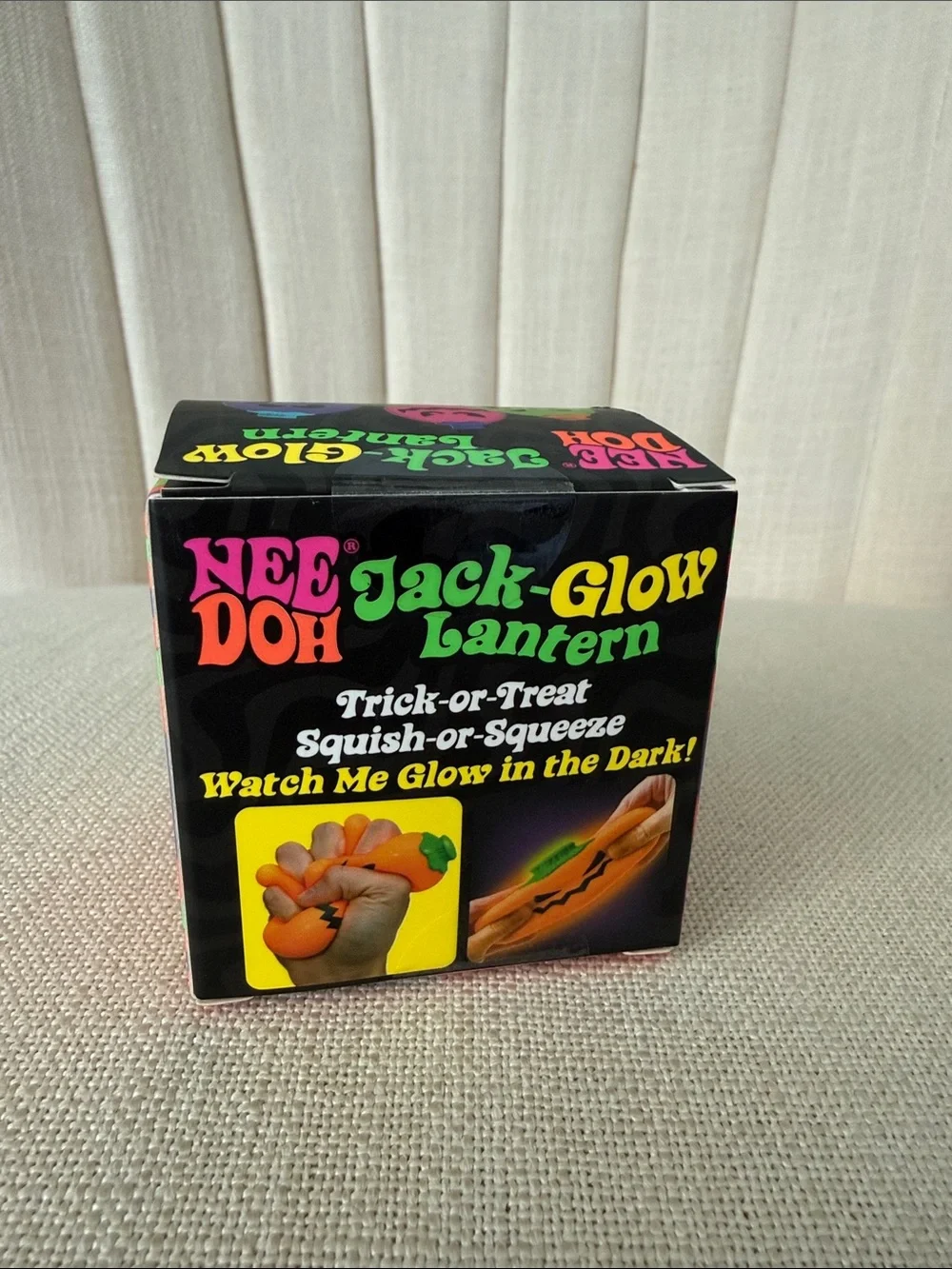 NEW NeeDoh Jack-Glow Lantern GLOWS IN THE DARK orange pumpkin Halloween squishy
